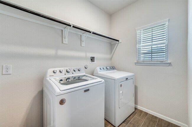 Building Photo - 14149 Danesdale Dr