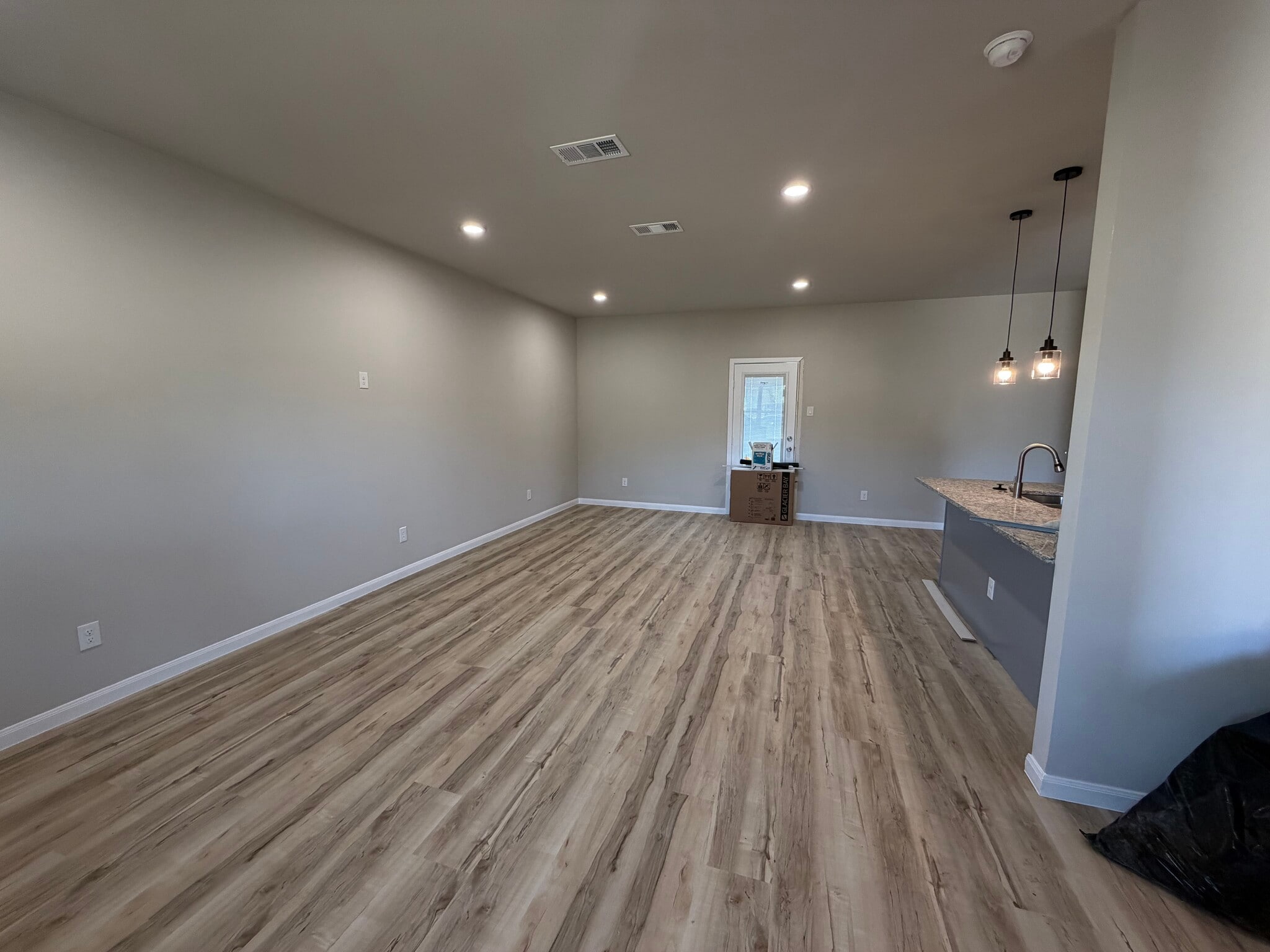 Building Photo - 2656 Locust Ave