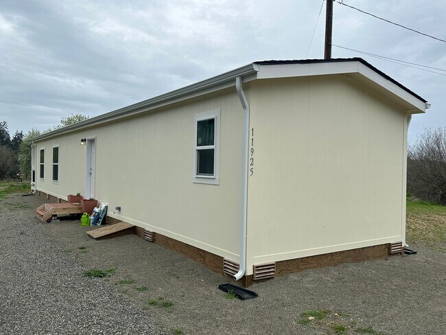 Building Photo - Brand New Single-Wide Home in Peaceful Yelm Setting!