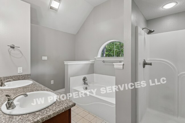 Building Photo - Charming 3-Bedroom Home in Abita Springs – Pet-Friendly Living | $1,750/Month Marketing Description