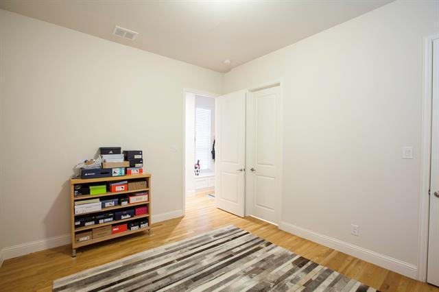Building Photo - 1614 Thoroughbred Ln