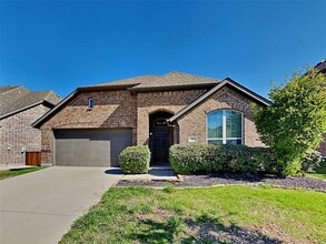 Building Photo - 3403 Cedar Ln