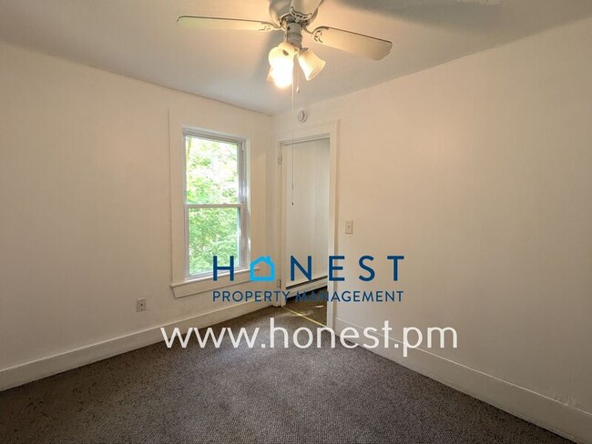 Building Photo - 41 Windsor St