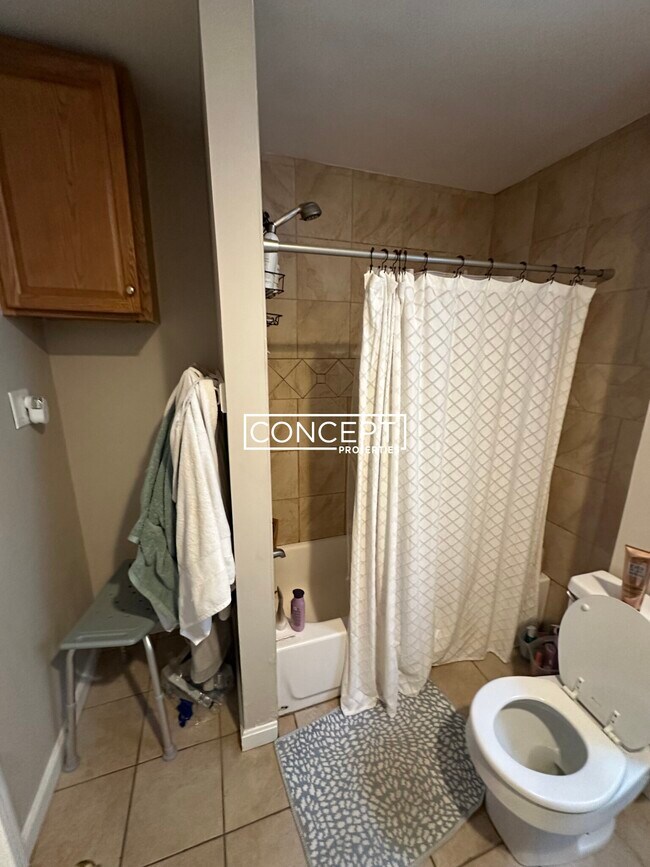 Building Photo - 66A Calumet St. Unit 2GC