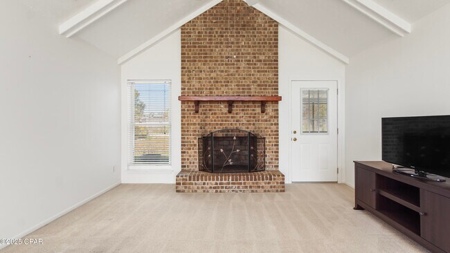 Building Photo - 6217 Wallace Rd