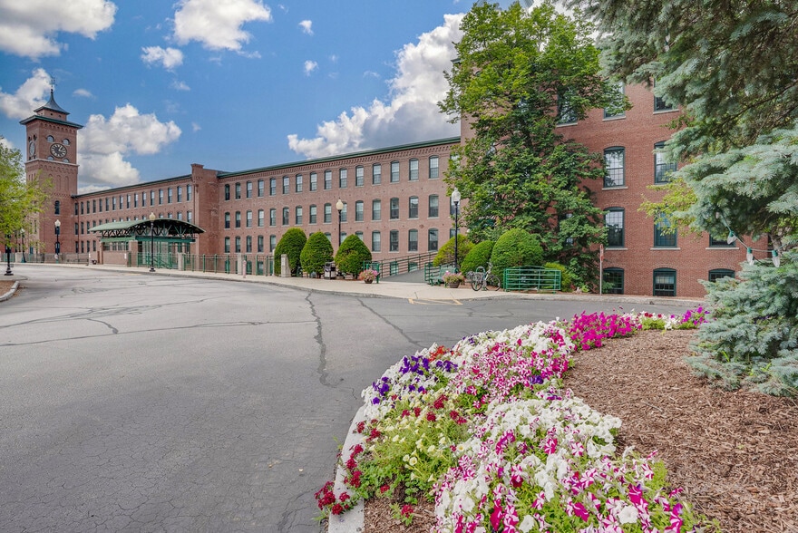 Primary Photo - Clocktower Place