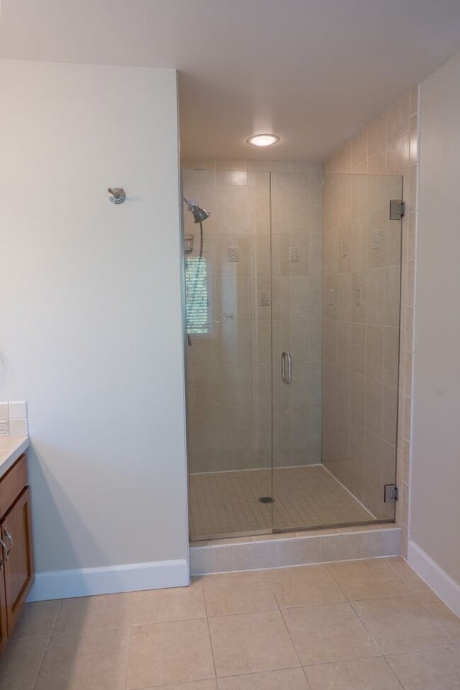 Building Photo - 4Bd/3.5Ba Seattle House