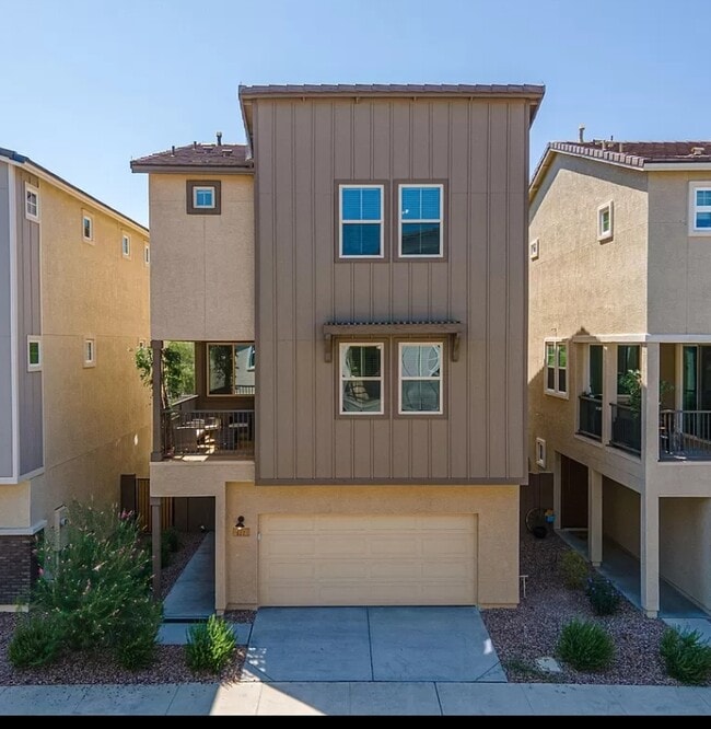 Building Photo - 627 W Flintlock Way