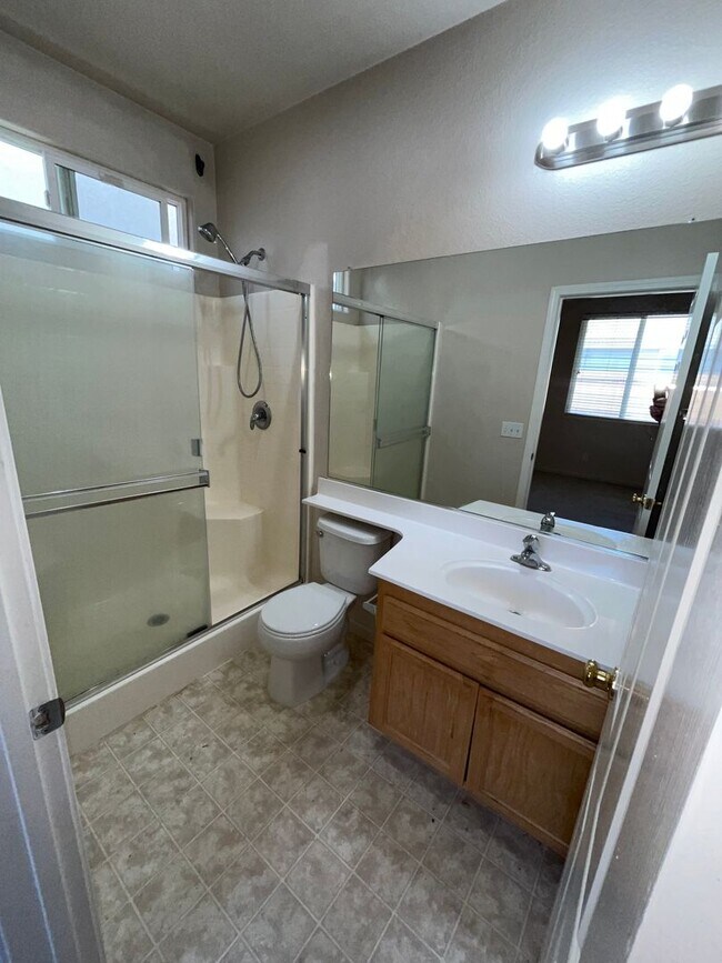 Building Photo - 5 Bed | 3.5 Bath | 2368 SF | 2 Car garage | Two Story | Tenant pays $175 for WS&G