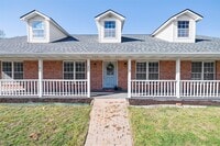 Building Photo - 201 Gail Dr