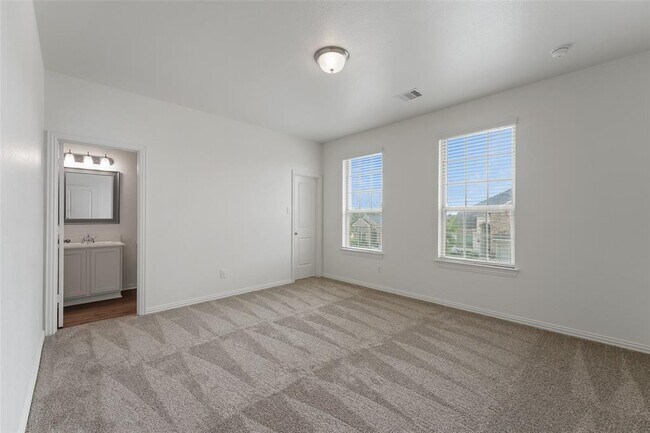 Building Photo - 10091 Black Maple Dr