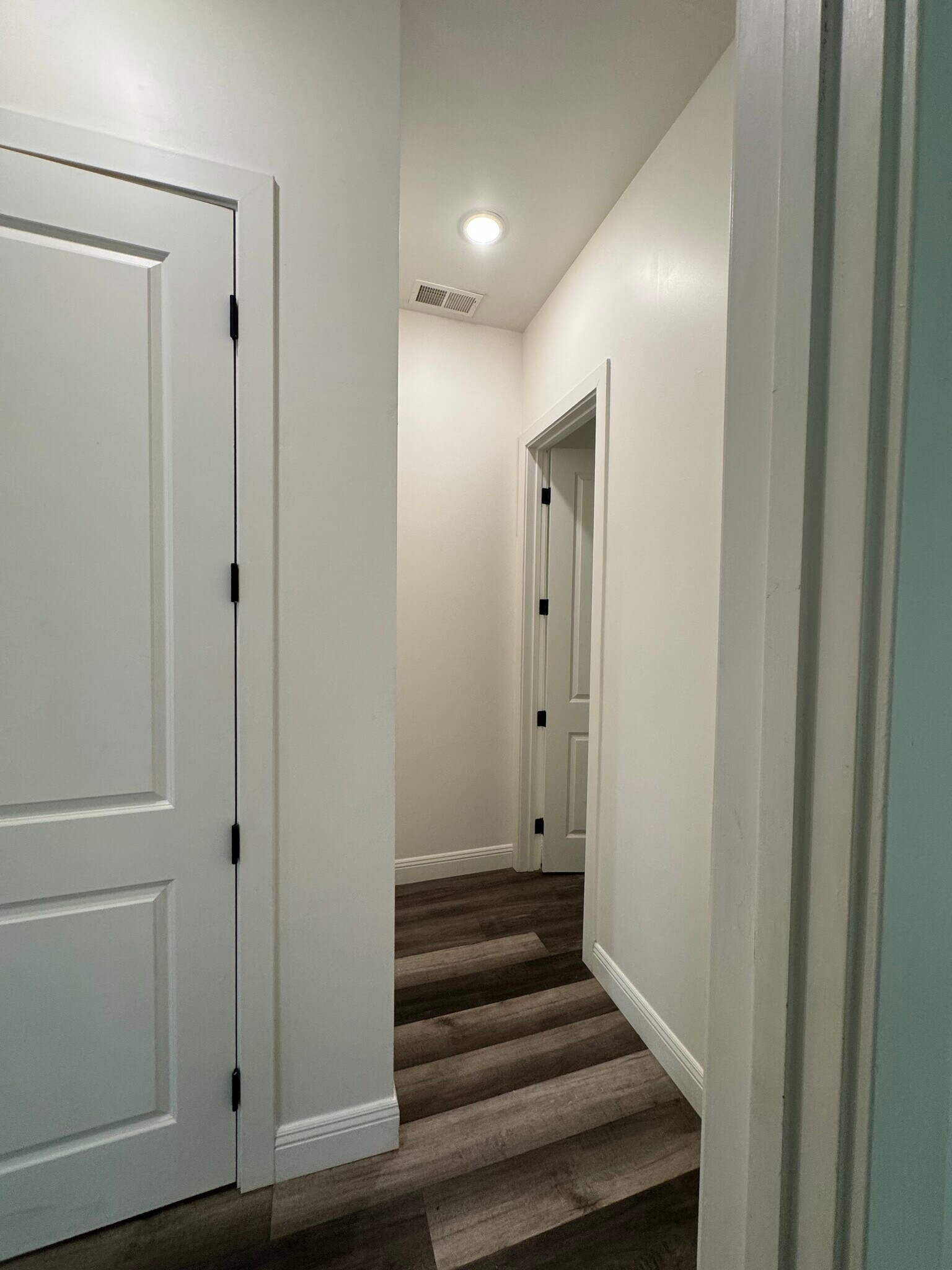 Building Photo - 1537 9th St