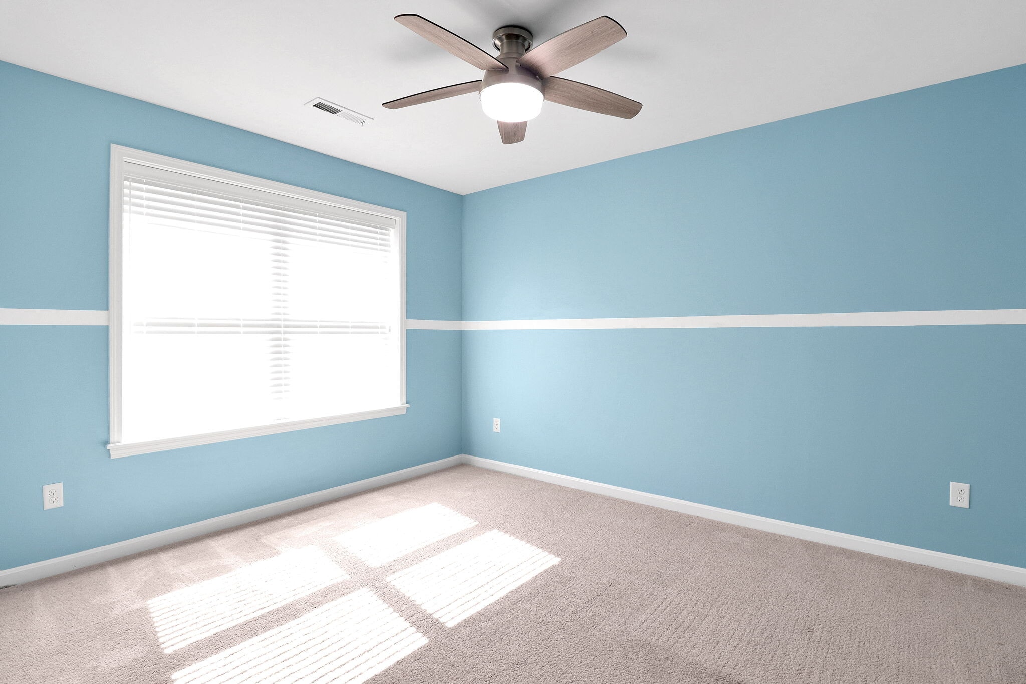 Building Photo - 6743 Palmetto Dr
