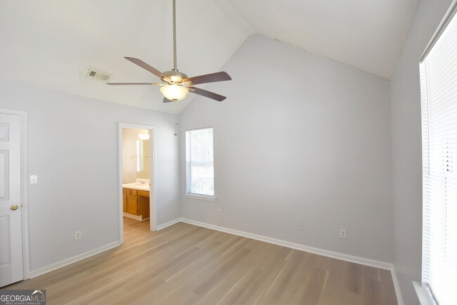 Building Photo - 402 Sherrels Ford