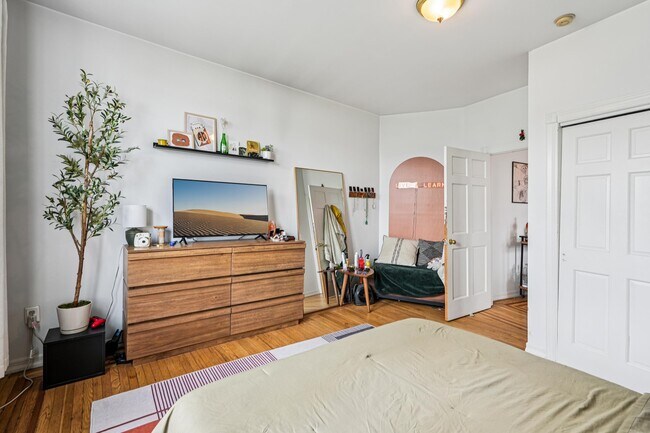 Building Photo - 851 JFK Blvd E