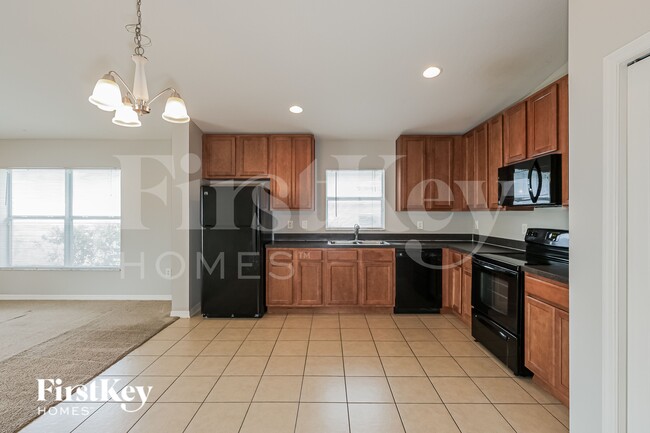 Building Photo - 11412 Flora Springs Dr