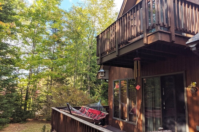 Building Photo - 66 Paquette Dr