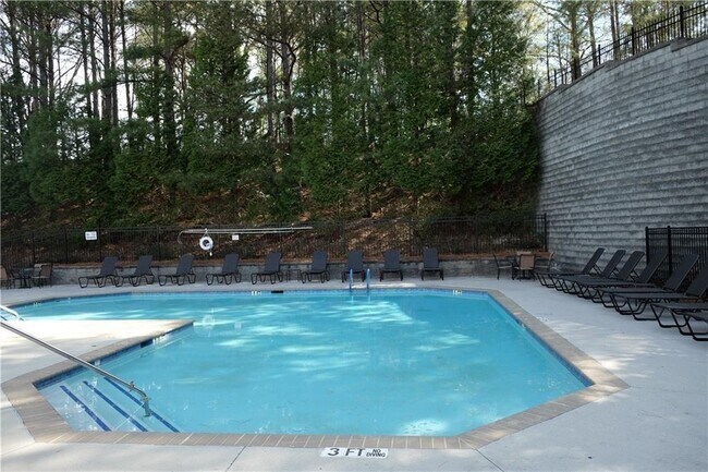 Building Photo - 2281 Attewood Dr