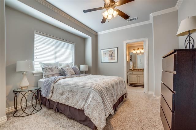 Building Photo - 1914 Euclid Ave