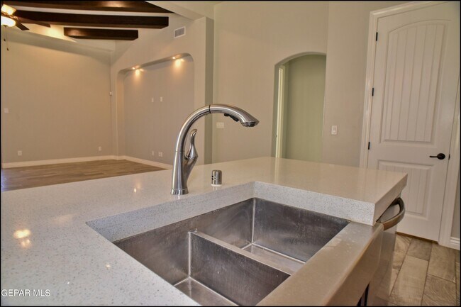 Building Photo - 7454 Wooden Nickel Dr
