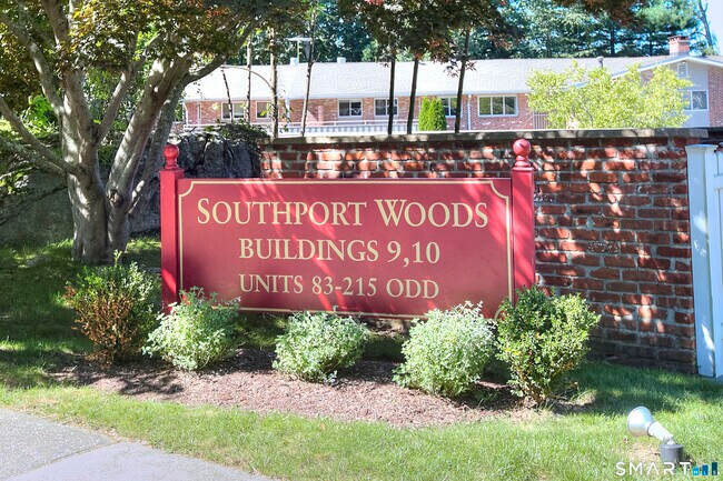 Building Photo - 109 Southport Woods Drive
