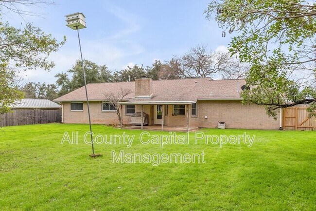 Building Photo - 112 W Mimosa Cir