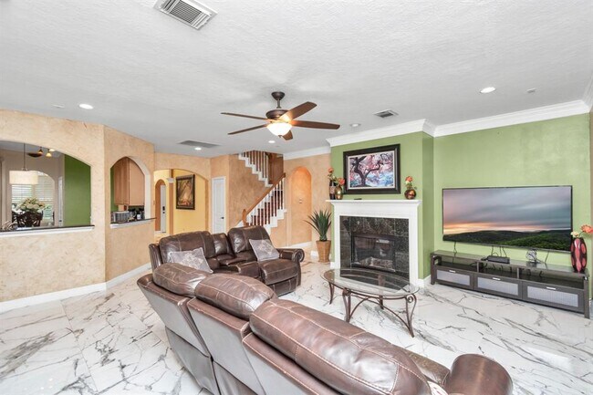 Building Photo - 12002 Newport Shore Dr