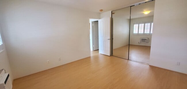 Building Photo - Lalea at Hawaii Kai - Move in Ready One Bedroom, One Bath, Two Parking