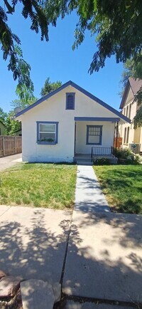 Building Photo - 209 E Adams Ave
