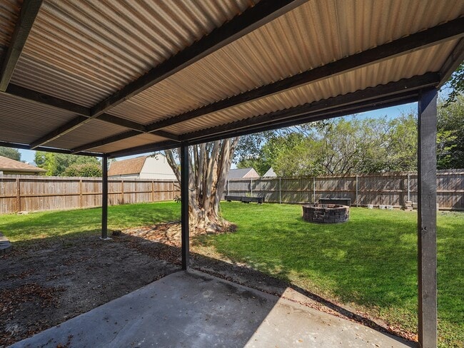 Building Photo - 9534 Cannock Chase Dr