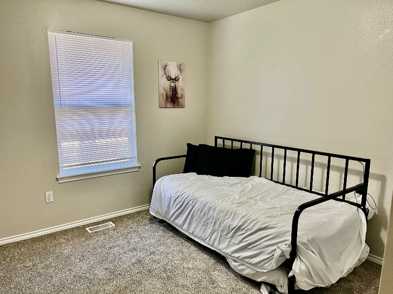 Building Photo - 4311 N Buckboard Pl