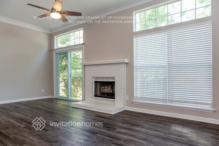 Building Photo - 10224 Conistan Pl