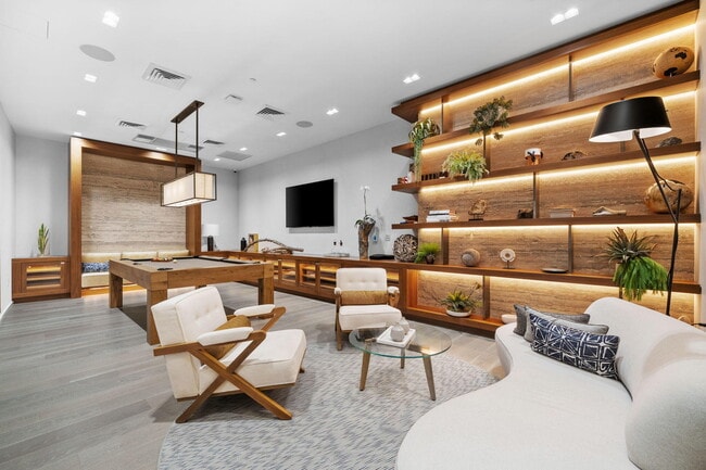 Building Photo - 2200 N Ocean Blvd