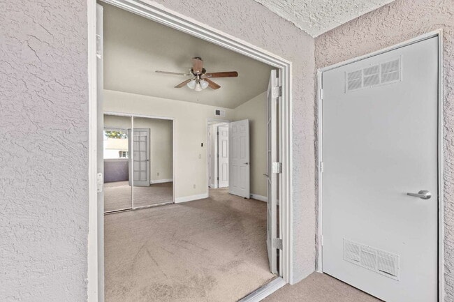 Building Photo - 2912 Bluegill Way