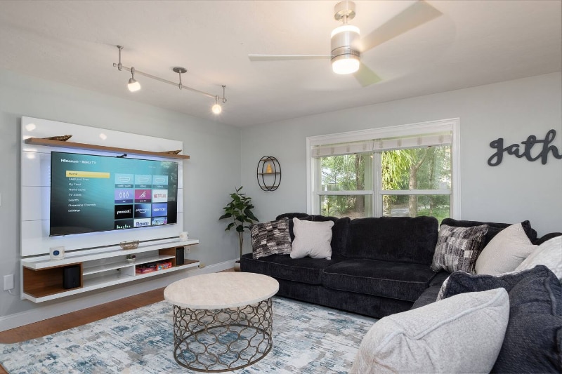 Building Photo - 111 NW 24th St