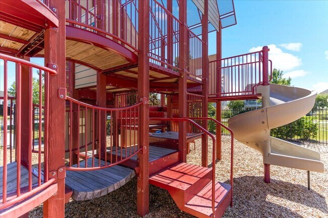 Building Photo - 4 Gardenia Dr