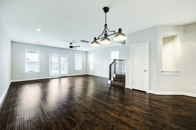 Building Photo - 1811a Wichita St