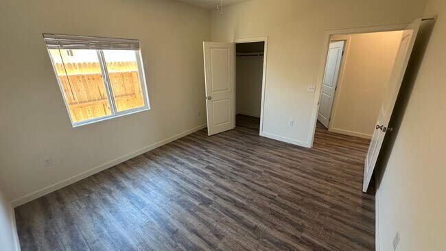 Building Photo - Coyote Run Duplexes