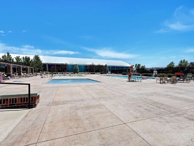 Building Photo - Resort-Style Living near Traverse Mountain 1-2 year lease avail