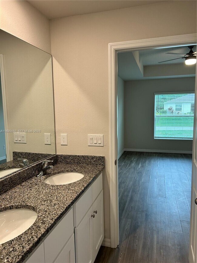 Building Photo - 3415 20th St W