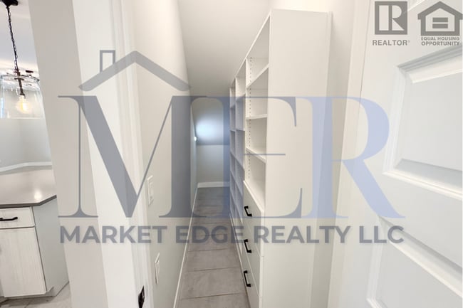 Building Photo - 3Bed/2.5Bath House at Deer Valley/Cave Creek Rd! $4995 Move-In Special! Ready for Immediate Move-In!