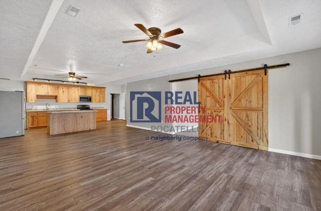 Building Photo - 4210 Johnycreek