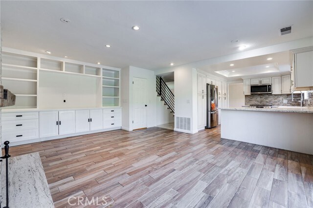 Building Photo - 16051 Ballantine Ln