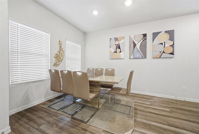 Building Photo - 224 Monarch Wy