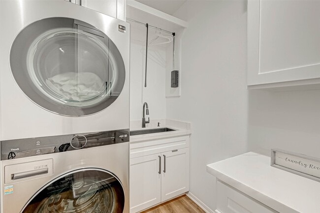 Building Photo - 3703 Victory Terrace Ln