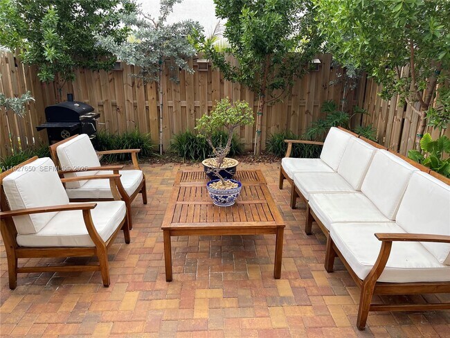 Building Photo - 12868 SW 232nd Ln