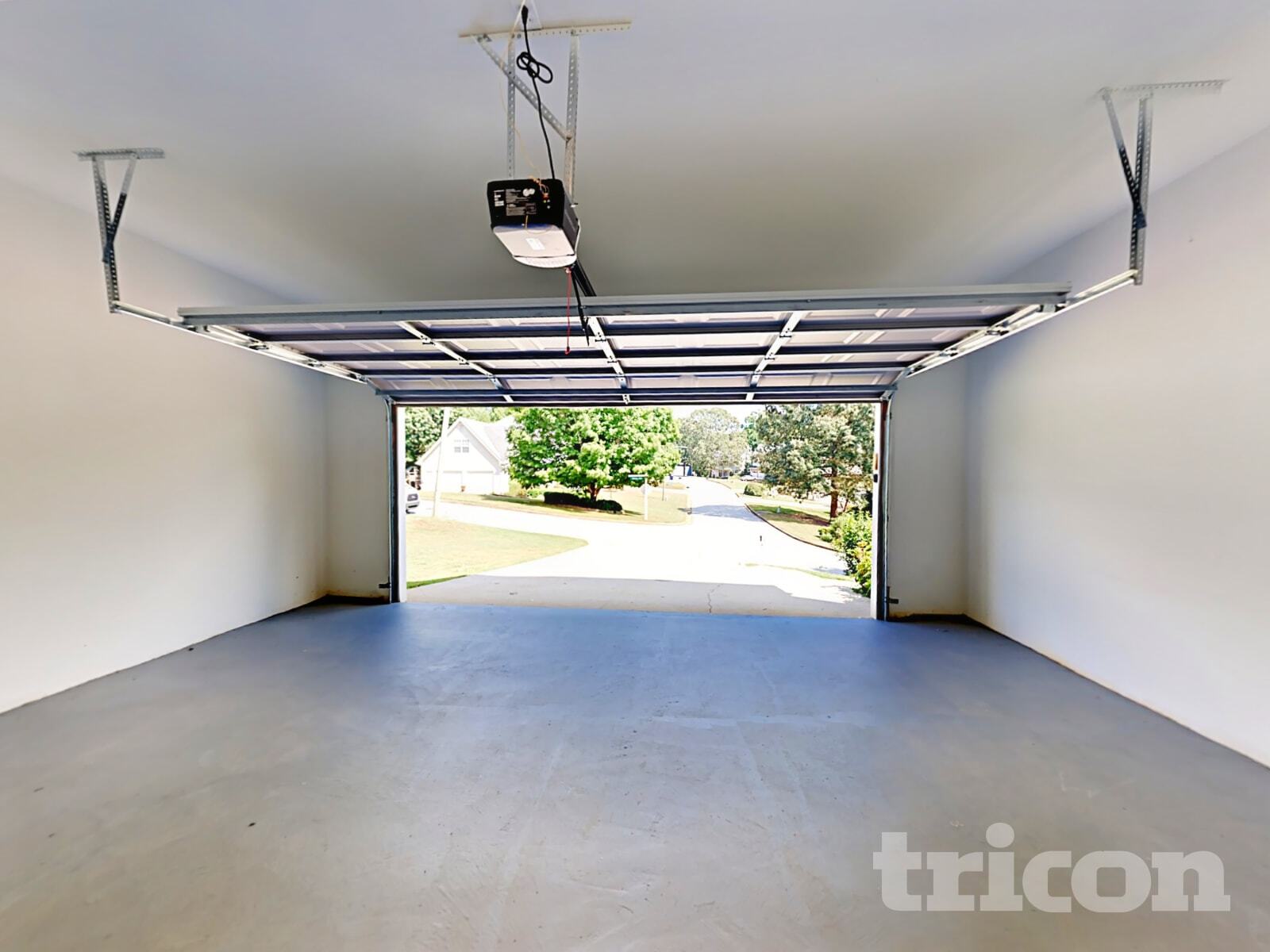 Building Photo - 9747 Whitetail Rd