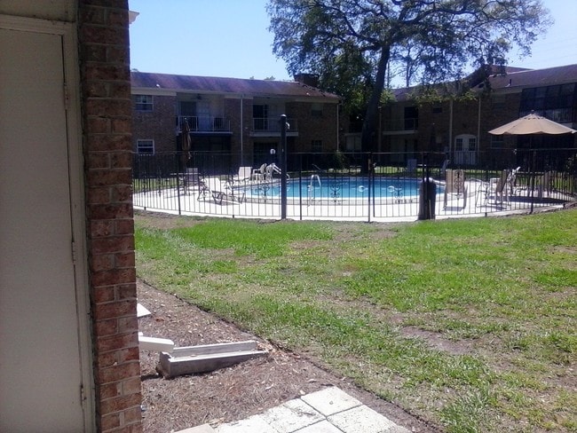 BACK PORCH (Adult Pool) - 5201 Atlantic Blvd