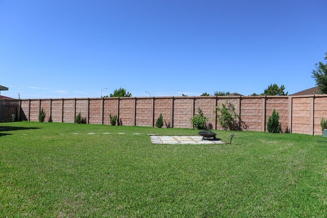 Building Photo - 20551 Prairie Cypress Dr