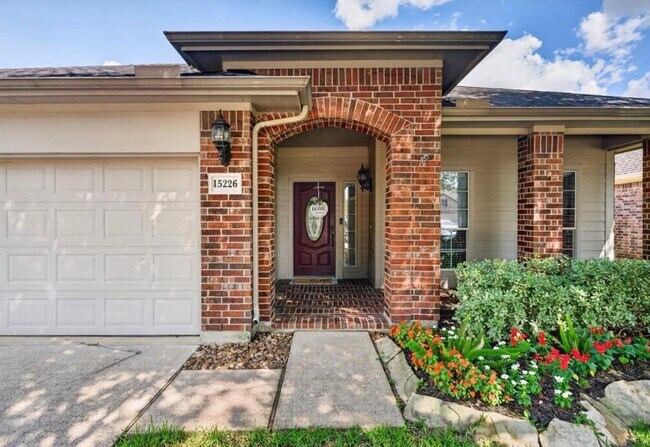 Building Photo - 15226 Olmstead Park Dr